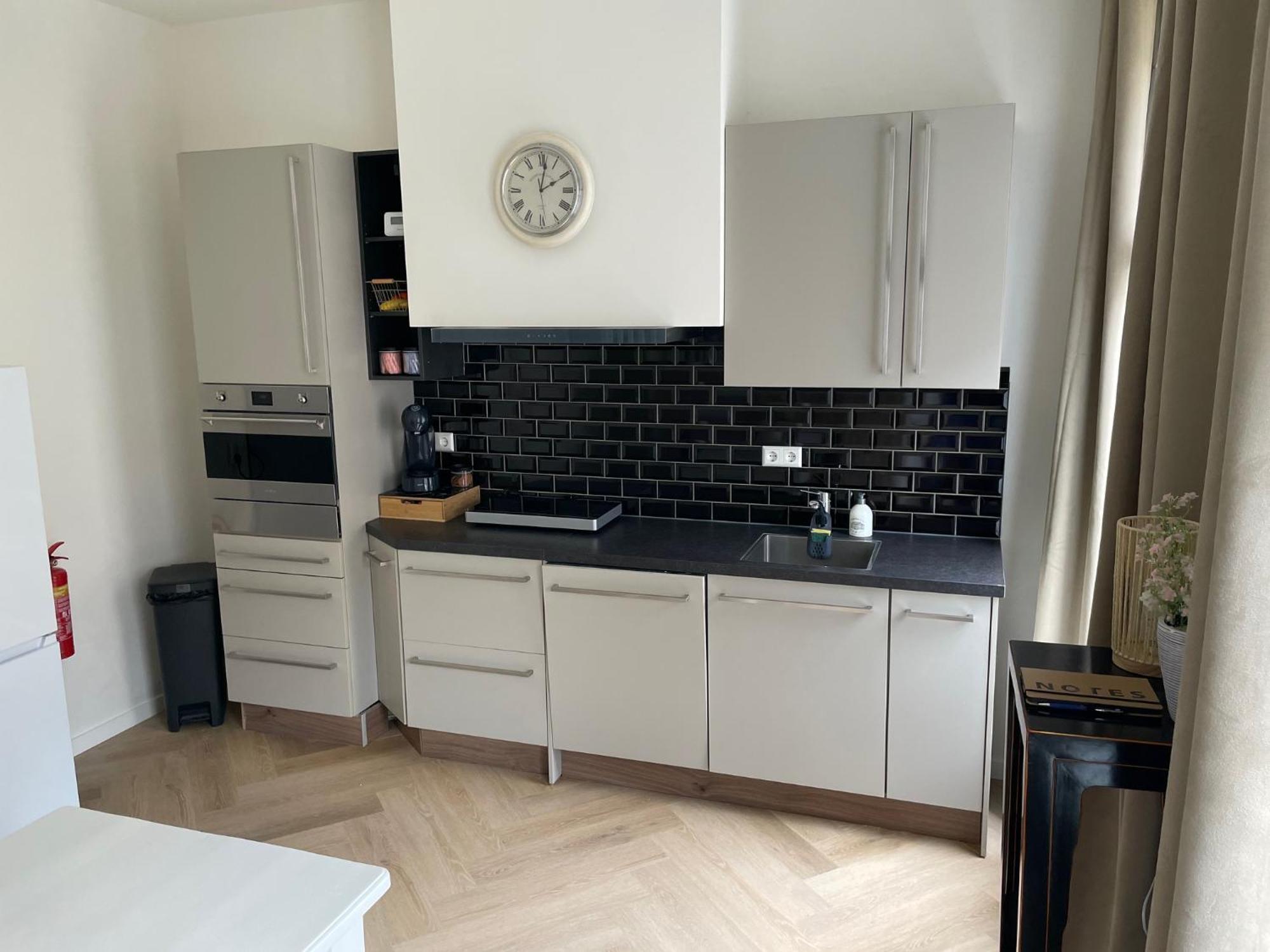 Veldhorst Apartments Лейден Экстерьер фото